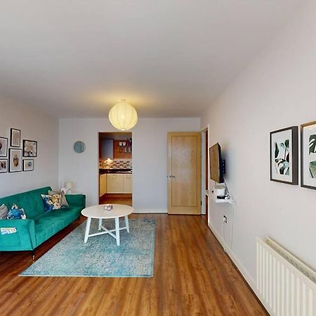 Centrally Located, Comfy 2-Bed 2-Bath Apt Dublin Kültér fotó